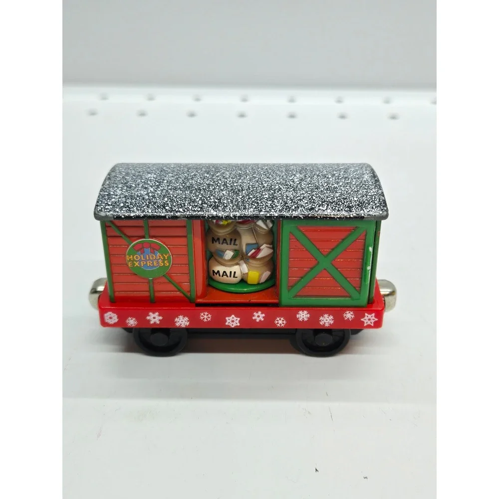 Thomas & Friends Holiday Box Car & Yellow Cargo Car Metal Magnet Train Lot